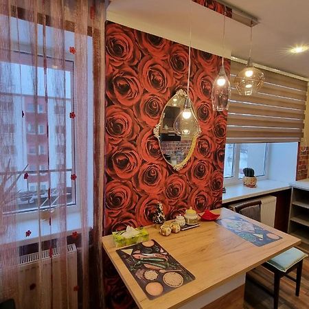 Margo-Apartament Ventspils Exterior photo